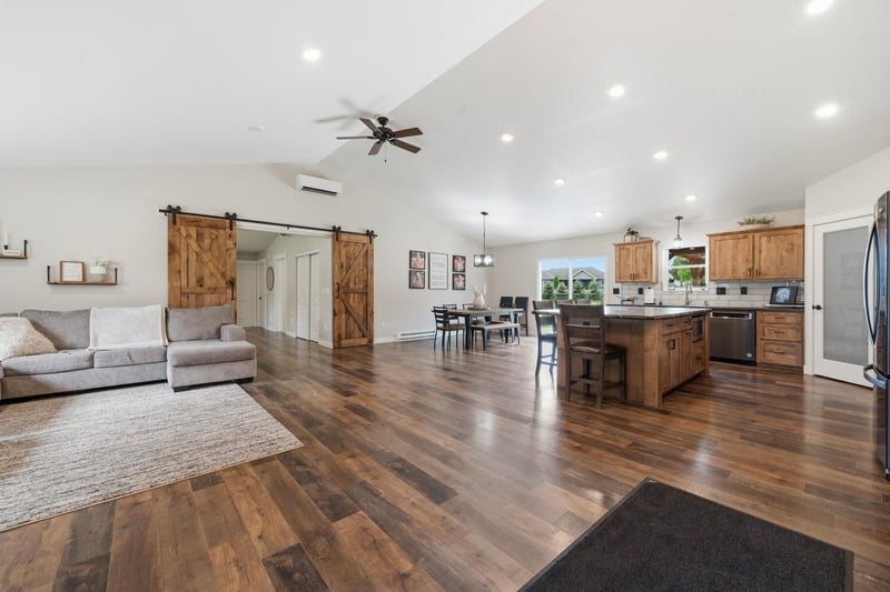 4024 Rosewood Ln SE, Alexandria, MN 56308