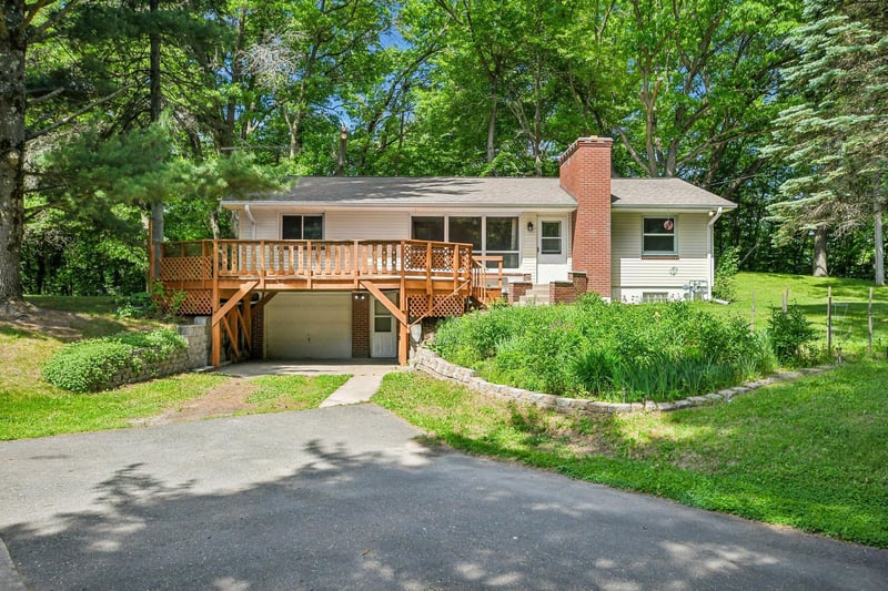 1120 65th Ave #F, Amery, WI 54001