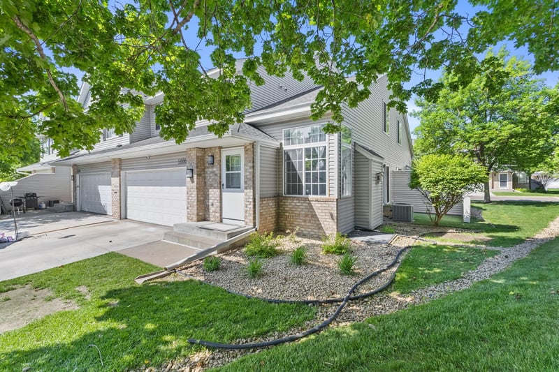 12598 74th Ave N, Maple Grove, MN 55369