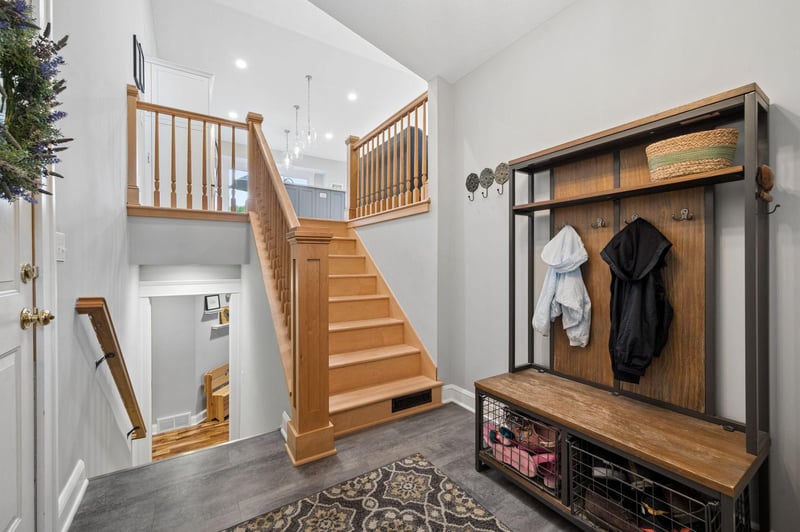 7311 Trotters Cir, Chanhassen, MN 55317