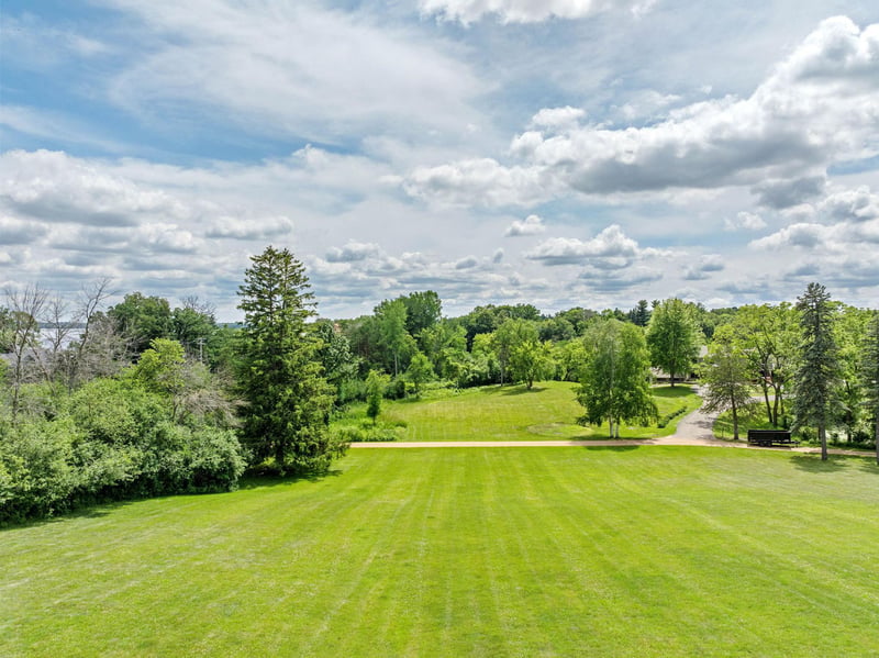 1445 Fox St, Wayzata, MN 55391