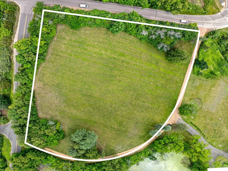 1445 Fox St, Wayzata, MN 55391