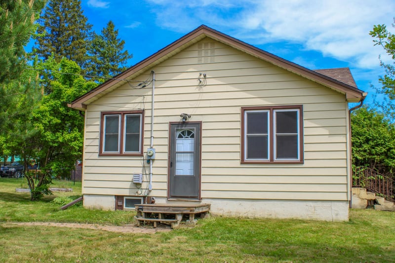 423 38th St E, Hibbing, MN 55746