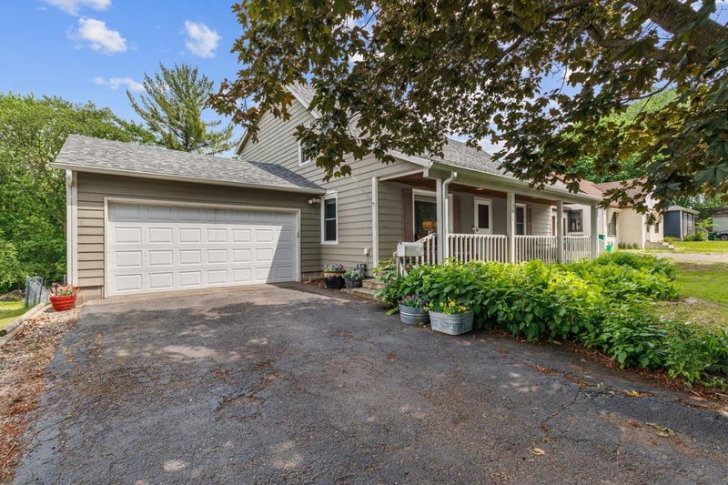 3624 Yates Ave N, Crystal, MN 55422