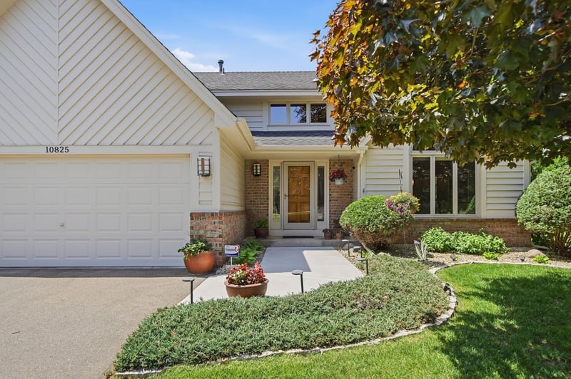 10825 46th Pl N, Plymouth, MN 55442