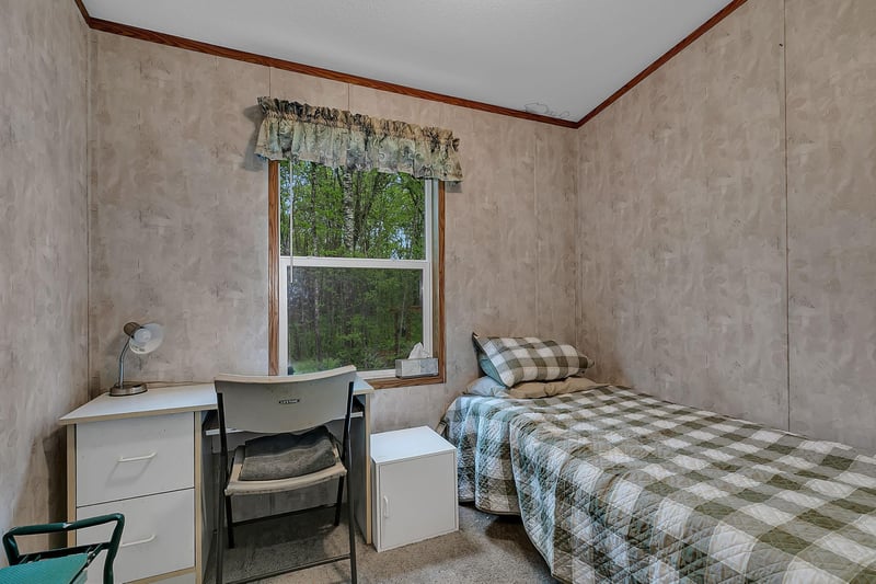 38265 Wildlife Rd, Hinckley, MN 55037