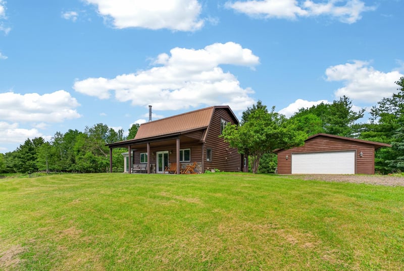 1999 Amaryllis Ct, Mora, MN 55051