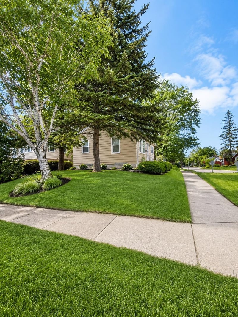 575 Nebraska Ave E, Saint Paul, MN 55130