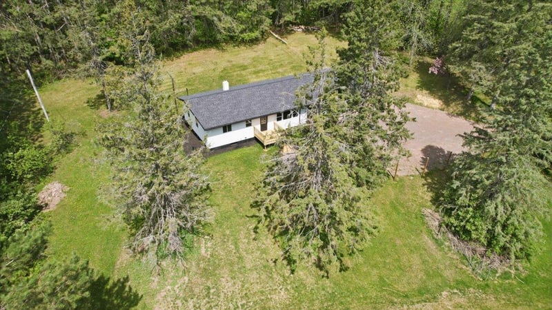 2253 Hay Lake Rd, Carlton, MN 55718