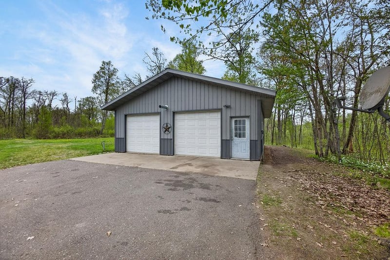 1259 230th Ave, Ogilvie, MN 56358