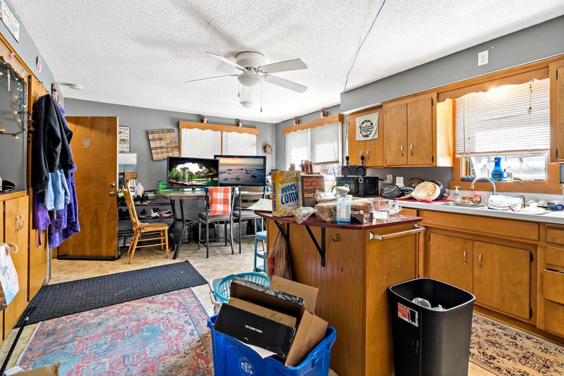 932 Summit Ave, Saint Paul Park, MN 55071