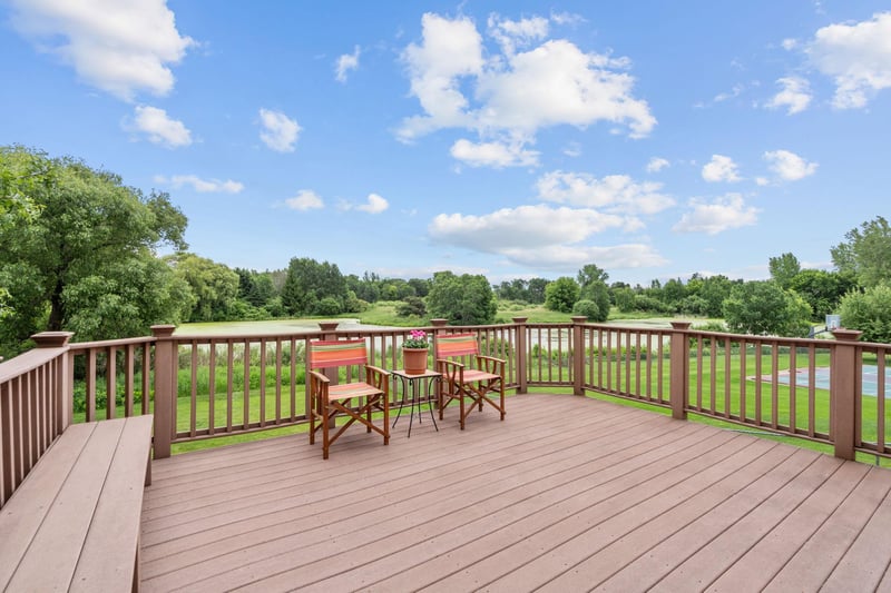 550 Linden Ln, Lino Lakes, MN 55014