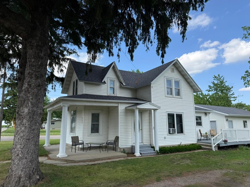 245 5th Ave NE, Blooming Prairie, MN 55917