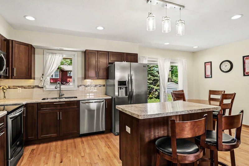 115 Marvin Ln, Northfield, MN 55057