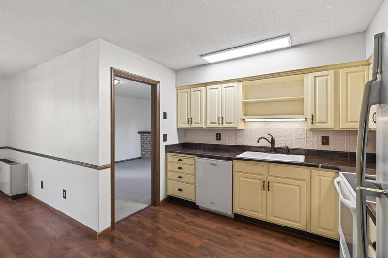 2200 Nevada Ave S #206, Saint Louis Park, MN 55426