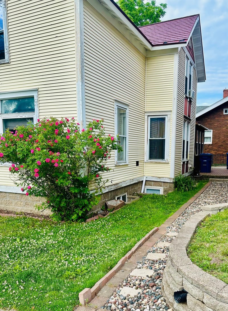621 East Ave, Red Wing, MN 55066