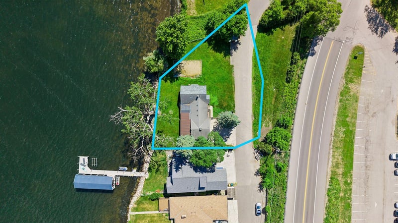 36XX N Shore Dr, Wayzata, MN 55391