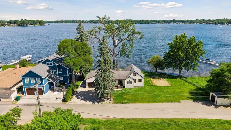 36XX N Shore Dr, Wayzata, MN 55391