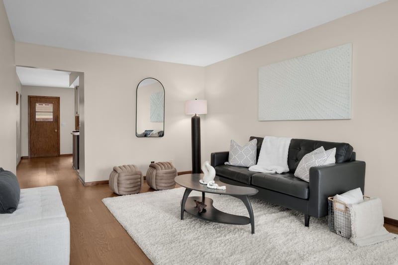 131 Windsor Ct, New Brighton, MN 55112