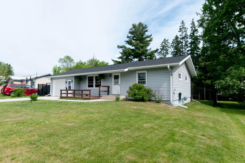 125 W Monroe Ave, Barron, WI 54812