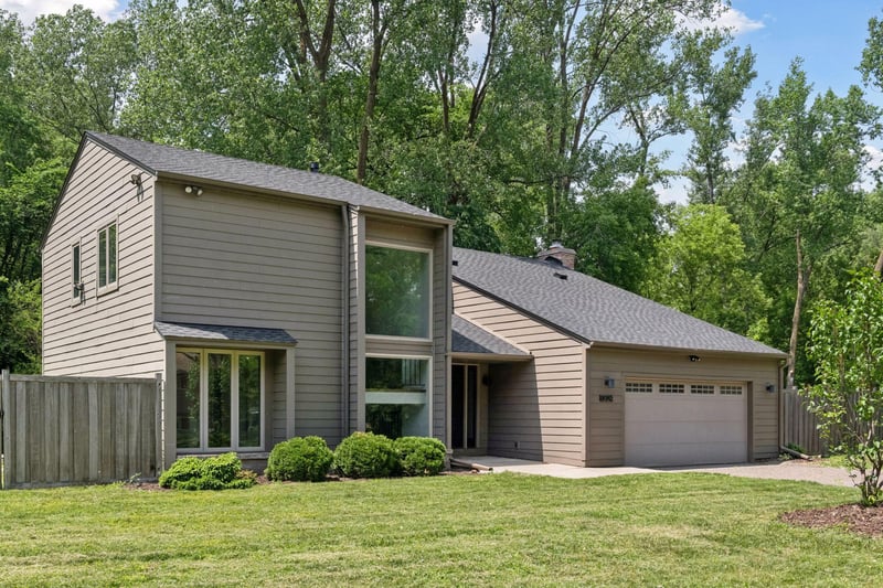 13124 April Ln, Minnetonka, MN 55305