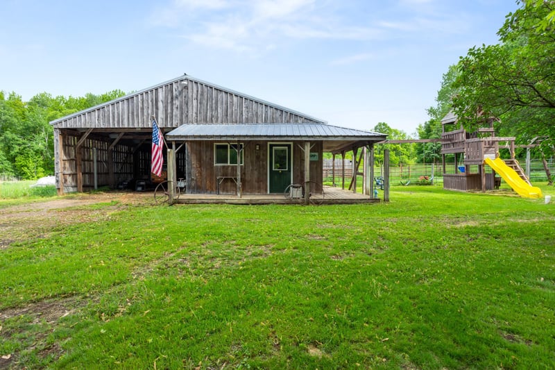 34602 250th Ave, Erhard, MN 56534