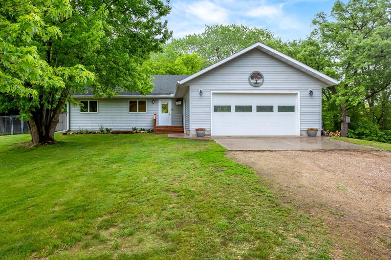 34602 250th Ave, Erhard, MN 56534