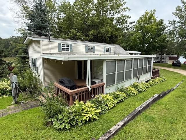 8951 Twin Point Rd SW, Alexandria, MN 56308