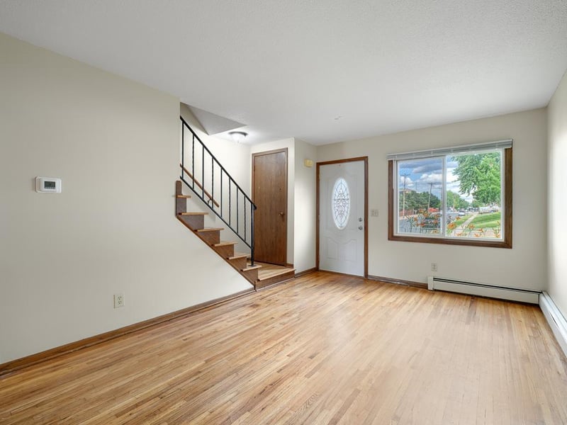 141 9th Ave N, South Saint Paul, MN 55075