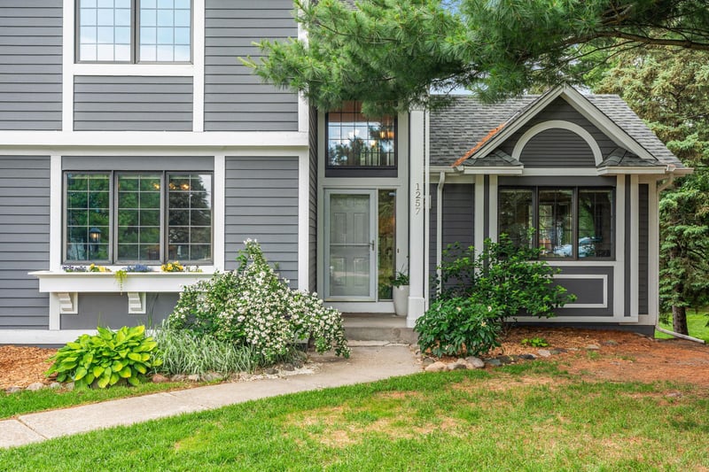 1257 Donegal Alcove, Woodbury, MN 55125