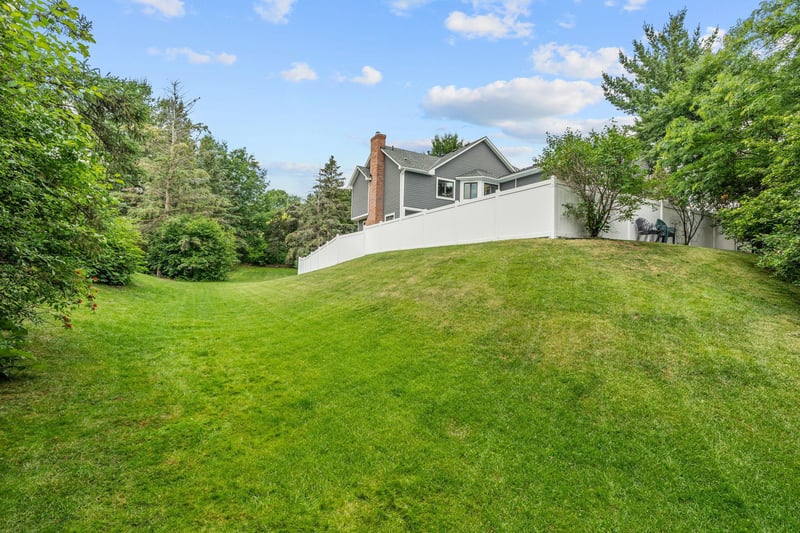 1257 Donegal Alcove, Woodbury, MN 55125