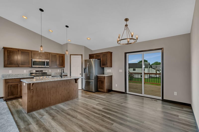 7824 Gunner Dr, Clear Lake, MN 55319