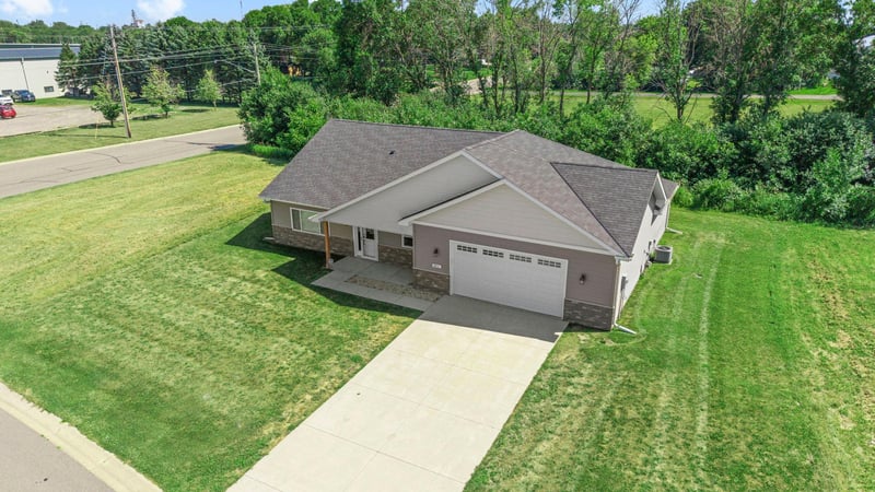 801 Congress St W, Maple Lake, MN 55358