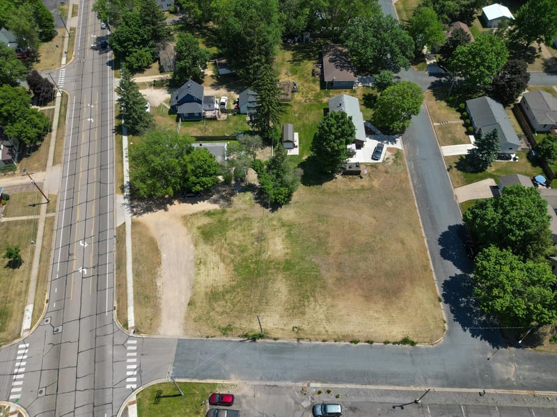 1406 Stout Rd, Menomonie, WI 54751