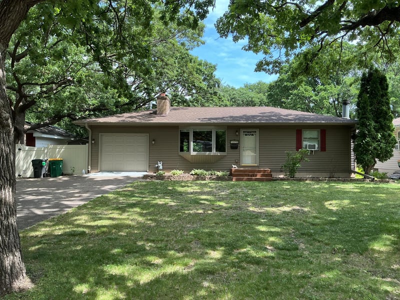 5220 Quail Ave N, Crystal, MN 55429