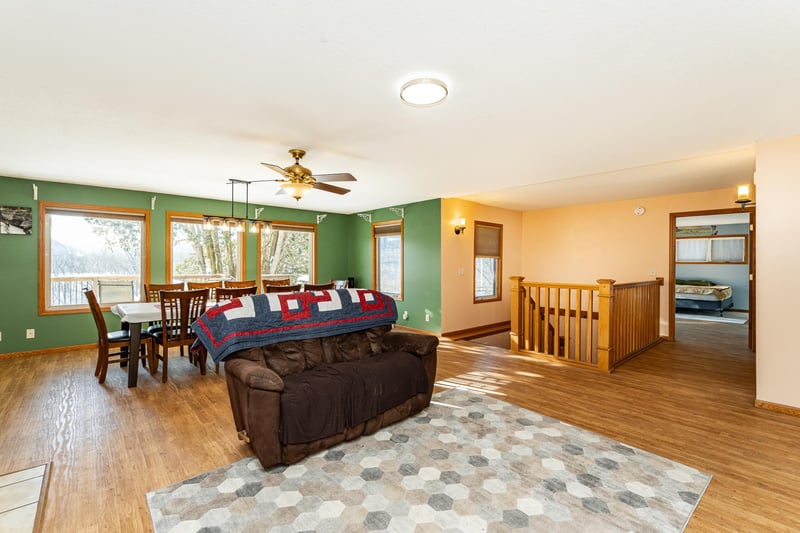 24413 Pickwick Loop Rd, Winona, MN 55987