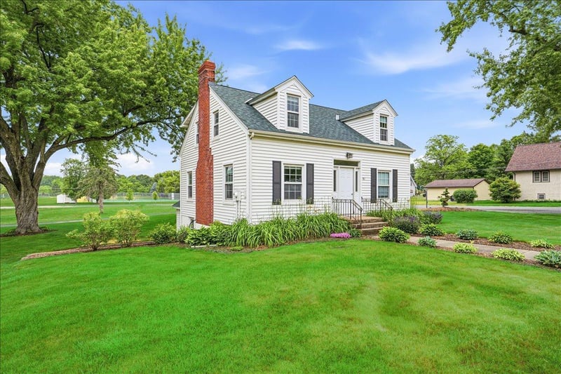 103 W 1st St, Dresser, WI 54009