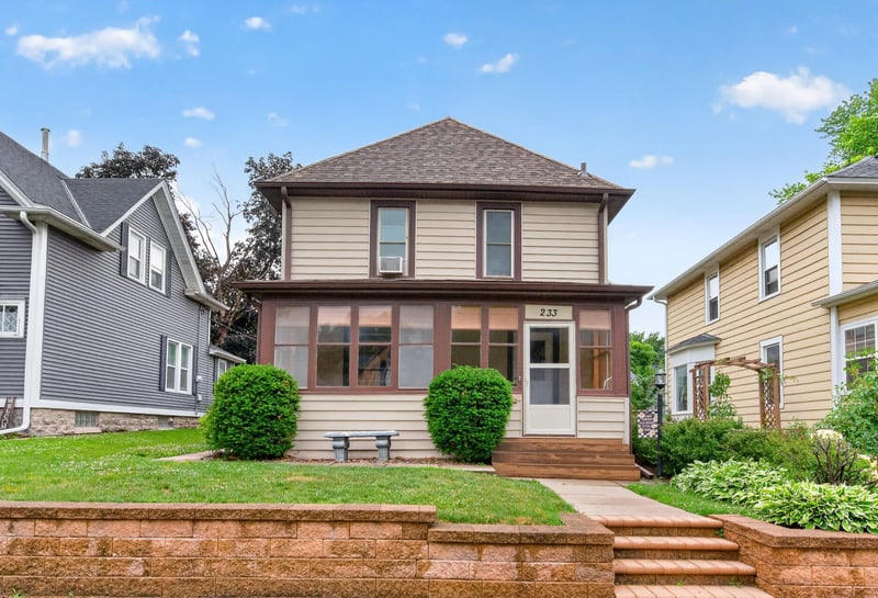 233 4th Ave, South Saint Paul, MN 55075