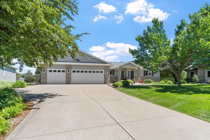 13661 Garnet St NW, Anoka, MN 55303