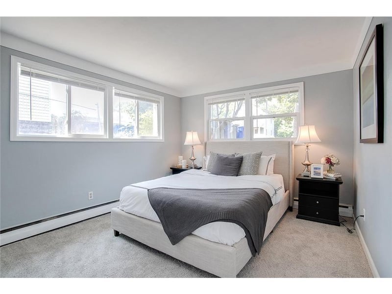 914 Burr St, Saint Paul, MN 55130