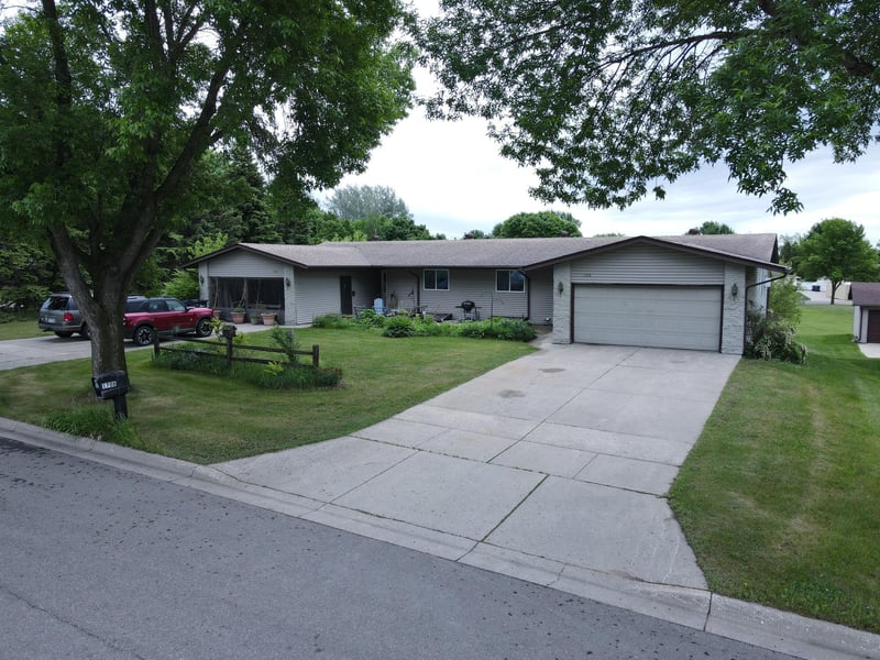 1710 N Park St, Fergus Falls, MN 56537