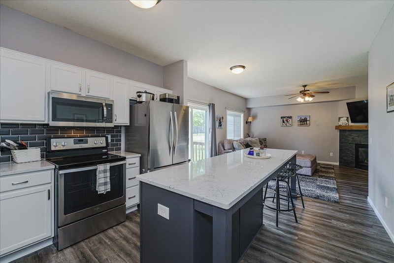 20591 Keystone Ave, Lakeville, MN 55044
