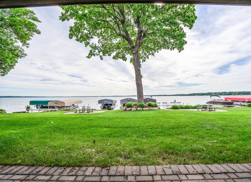 151 Lake Ave N #102, Spicer, MN 56288