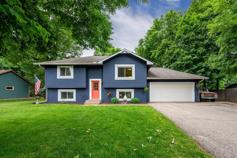5187 Lannon Ave NE, Albertville, MN 55301