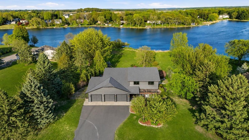 1294 Jamison Ave NE, Saint Michael, MN 55376