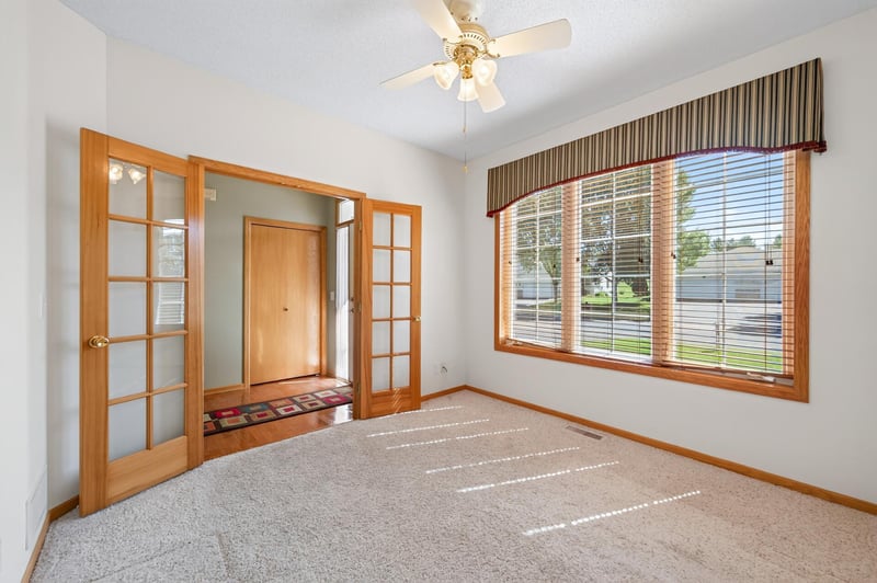 518 Buffalo Run Rd, Buffalo, MN 55313