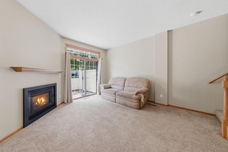 14172 Plymouth Ave #28, Burnsville, MN 55337