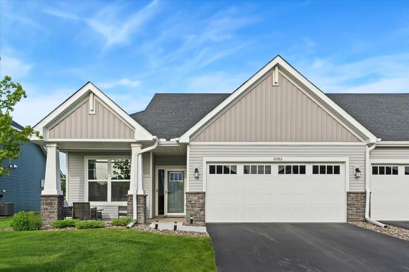 12282 Hazel Ln, Rogers, MN 55374