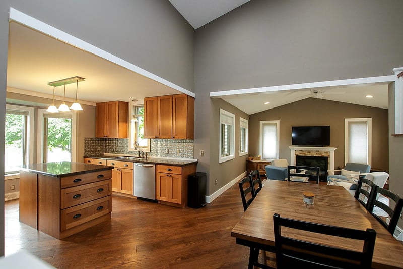 1613 Louden Ave N, Glencoe, MN 55336