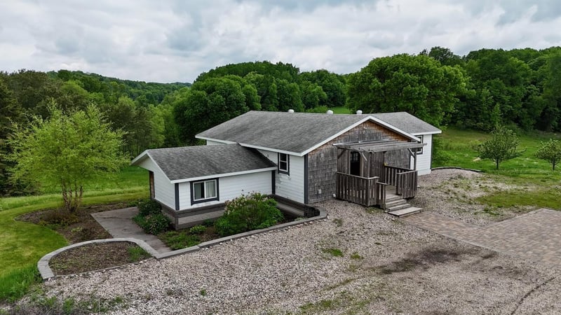 35715 260th Ave, Erhard, MN 56534